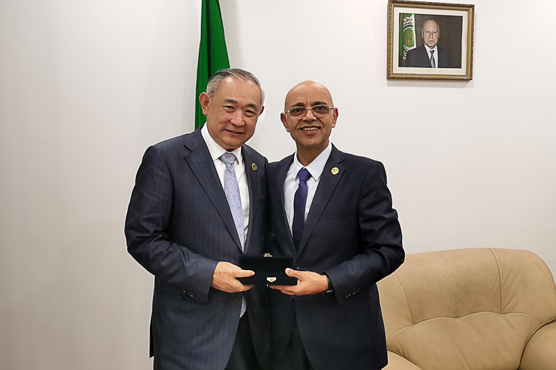 Li Ruohong met the Director of the Arab League Beijing Office for Friendship&Multilateral Cooperation