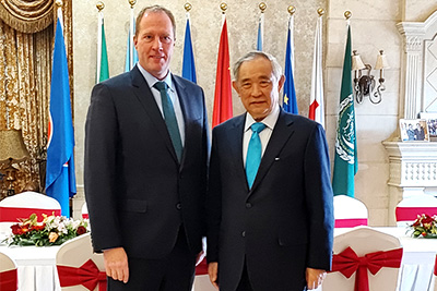 Li Ruohong met with the newly appointed representative of the Faroe Islands to China