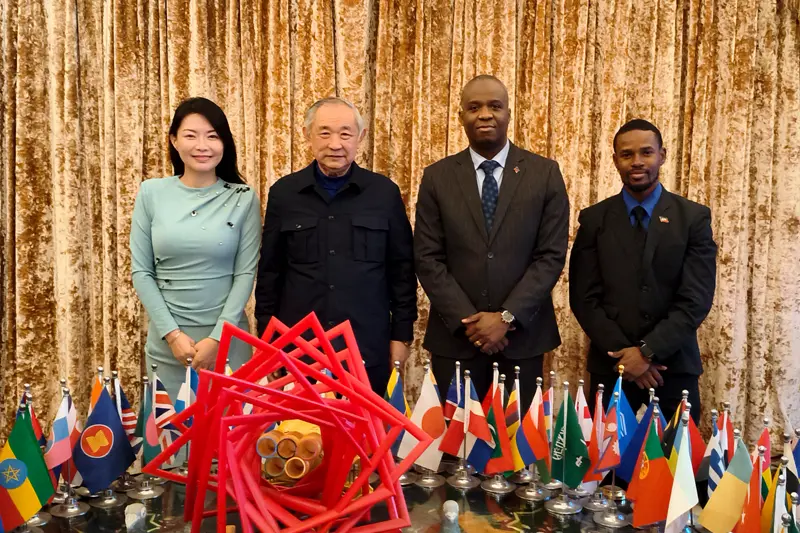 海地代表到访和苑会谈教育公益合作