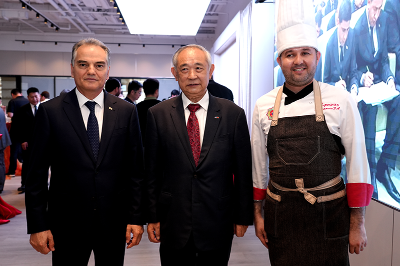 李若弘先生出席中土合作交流会议
