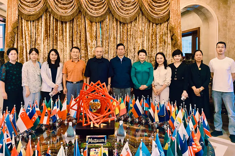 中国—东盟中心秘书长张利忠一行到访和苑共商合作